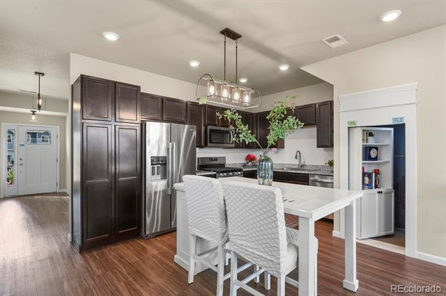 1078 Oak Circle