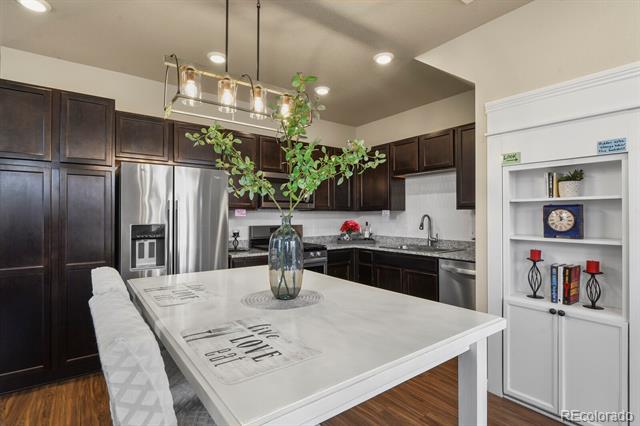 1078 Oak Circle