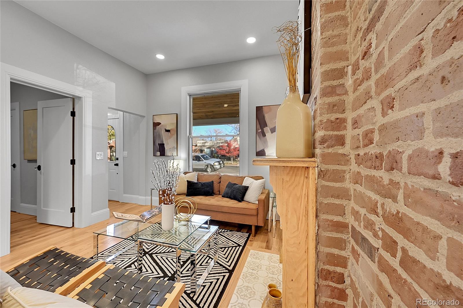 3439 N Lafayette Street