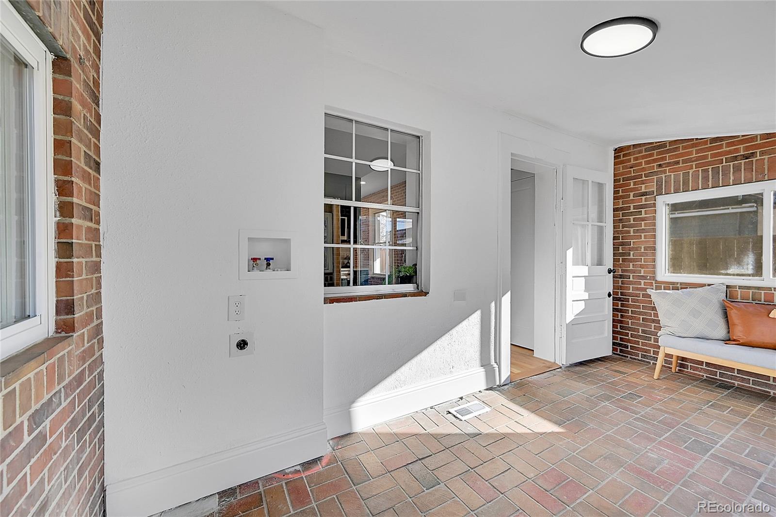 3439 N Lafayette Street