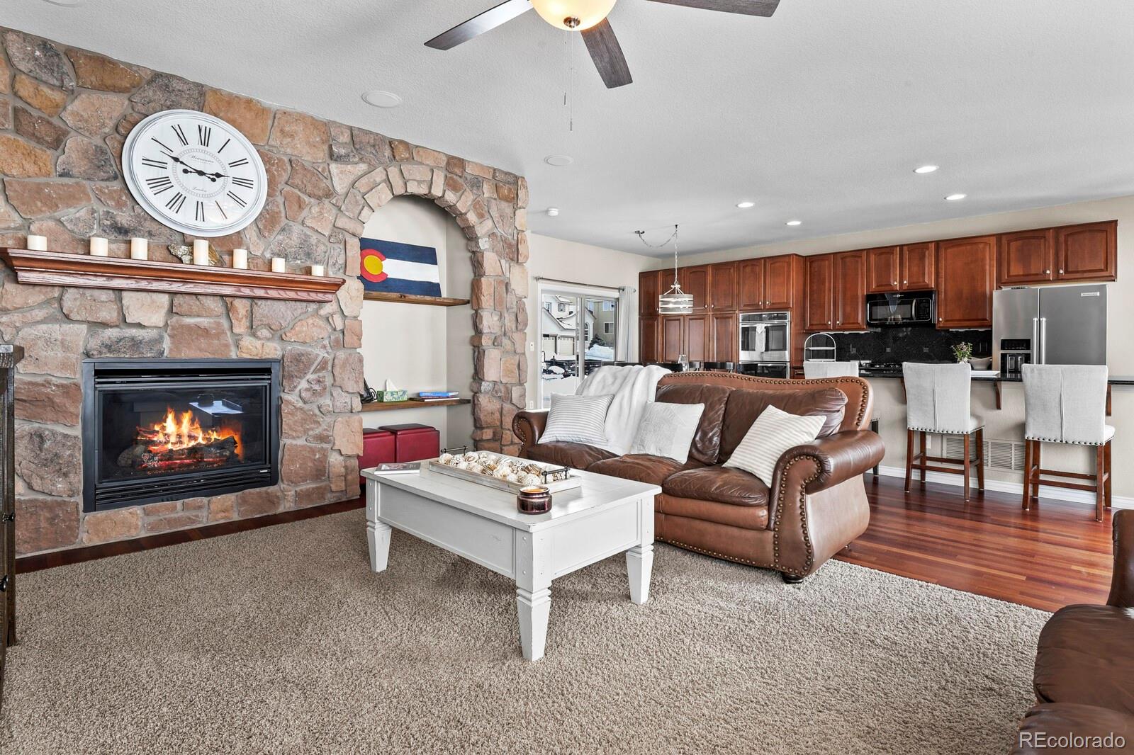 2933 Breezy Lane
