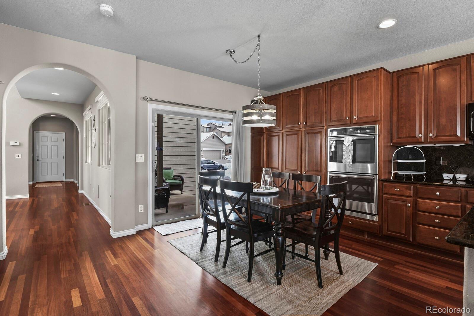 2933 Breezy Lane