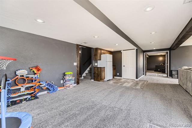 1136 N Burlington Drive