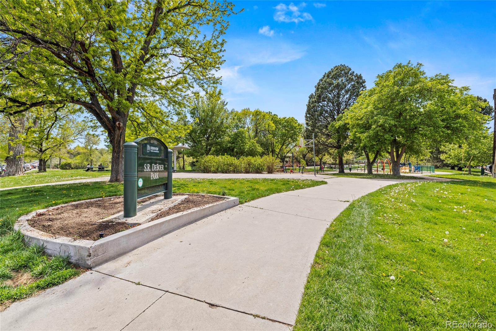 2500 S York Street Unit: 114