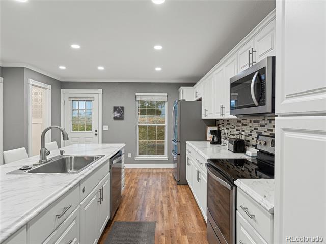 19621 Applewood Court