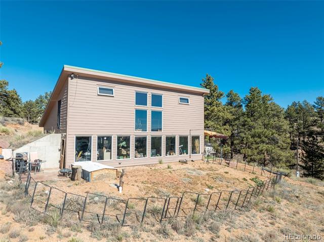 784 Crestridge Road