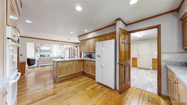 5770 Oak Creek Lane