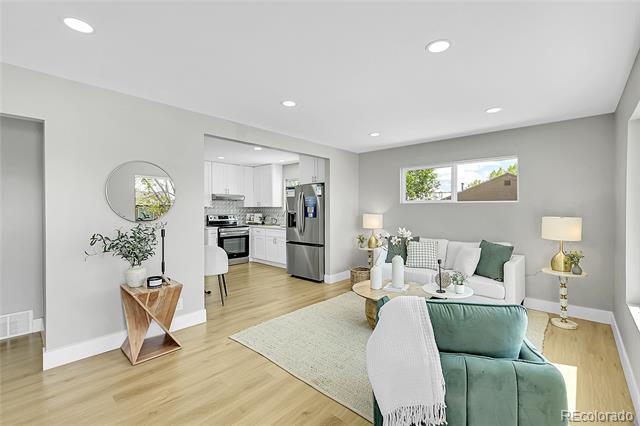 7634 Navajo Street