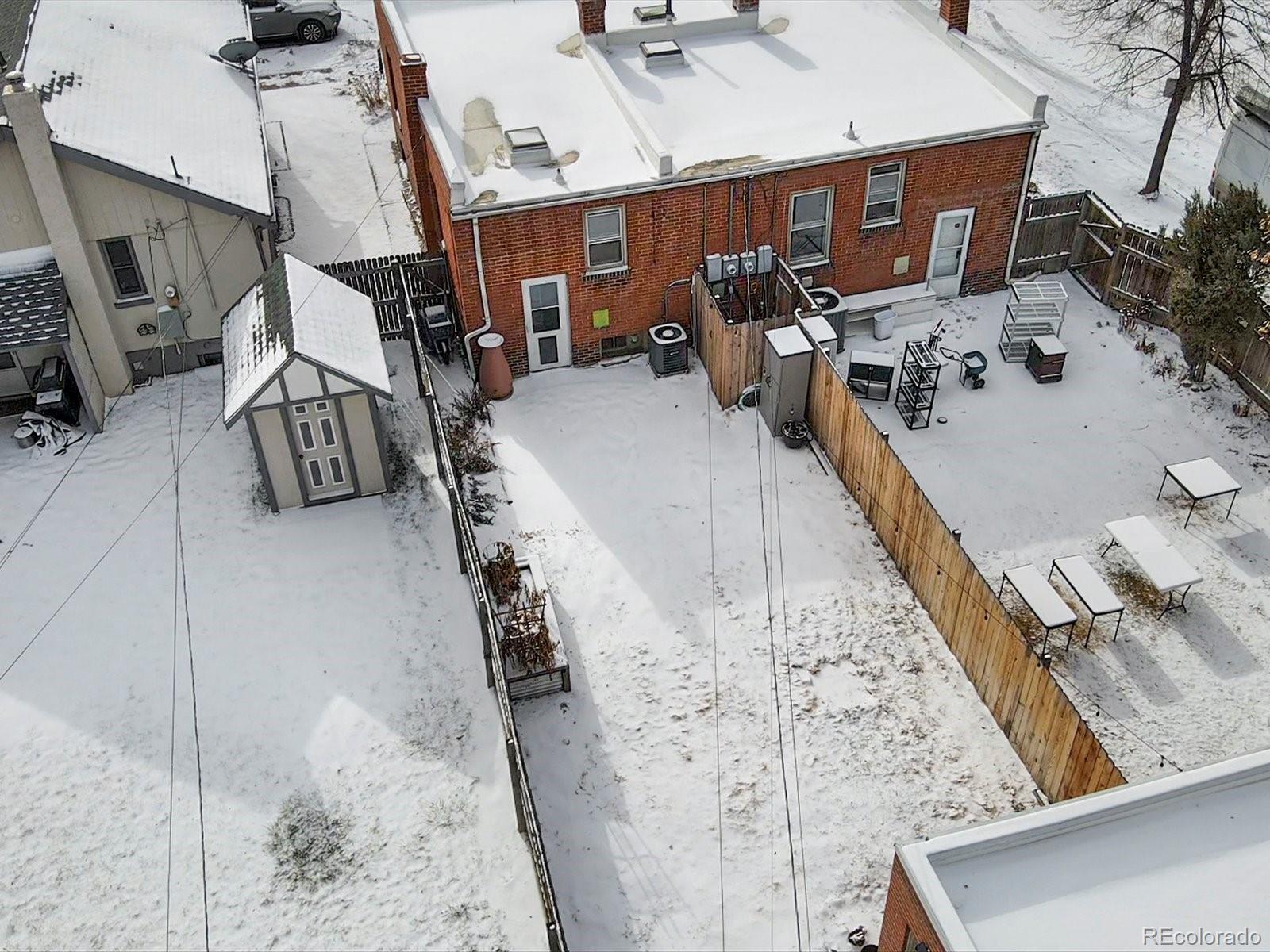 185 W Archer Place