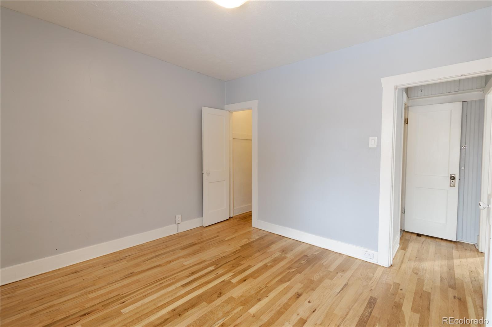 185 W Archer Place