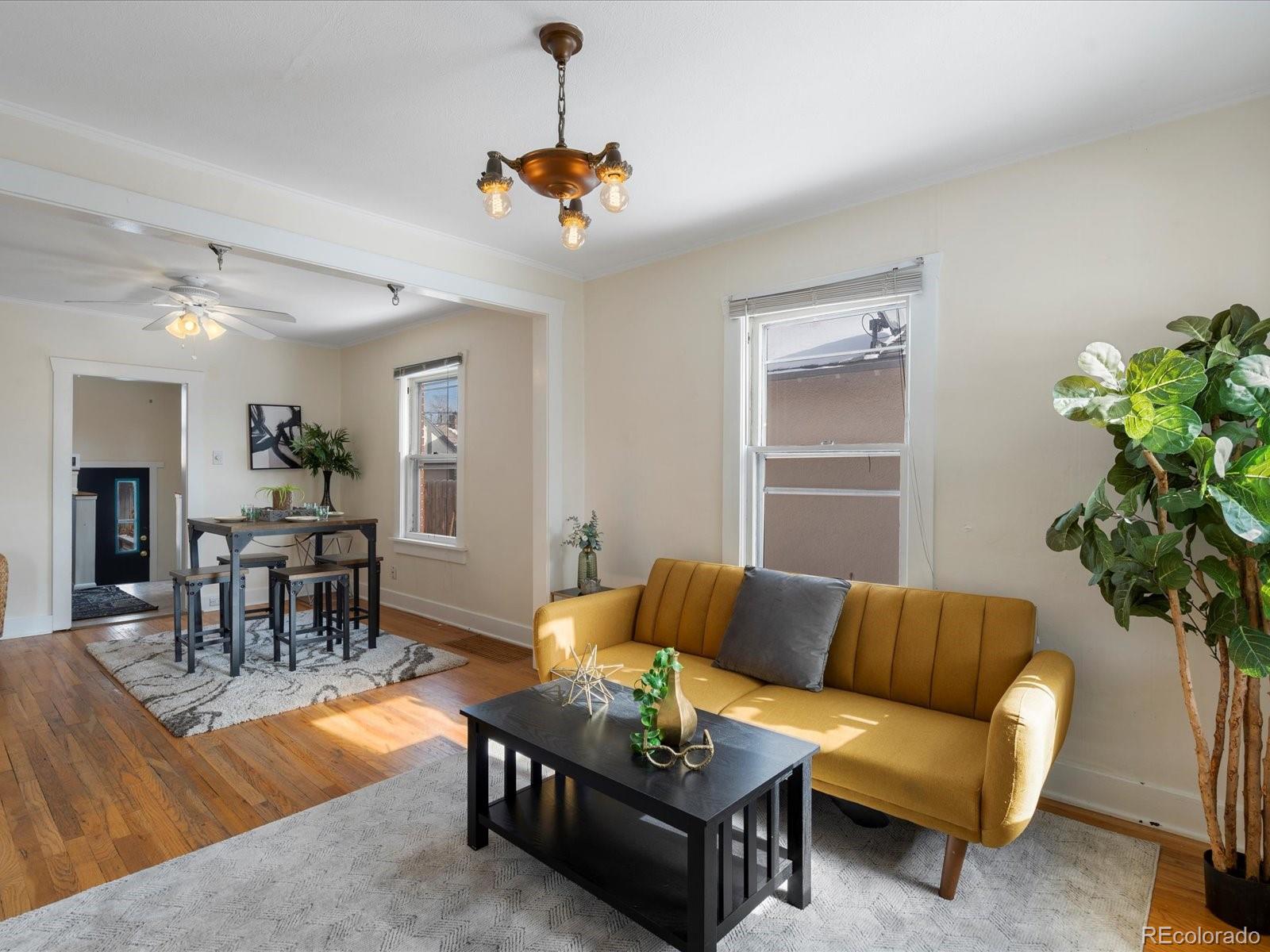 185 W Archer Place