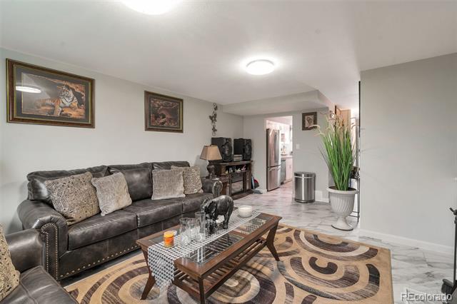 1200 S Monaco St Parkway Unit: 7