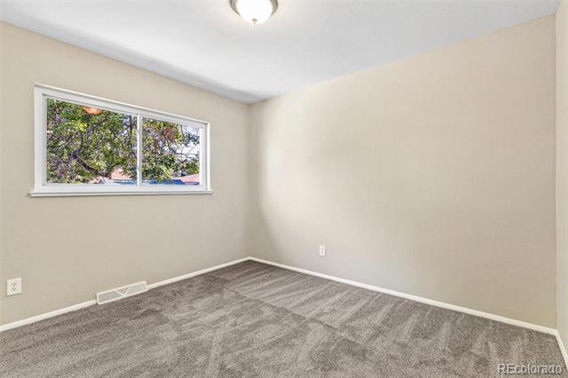 650/652 Cody Street
