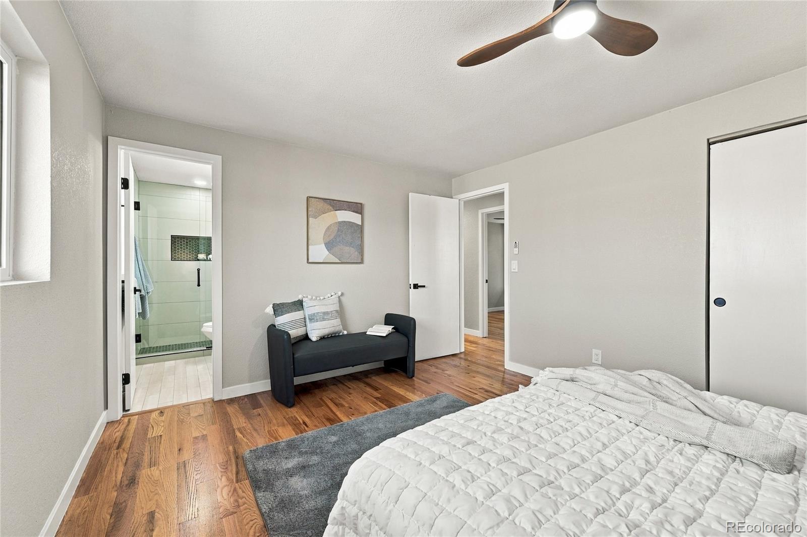 5041 W 71st Place