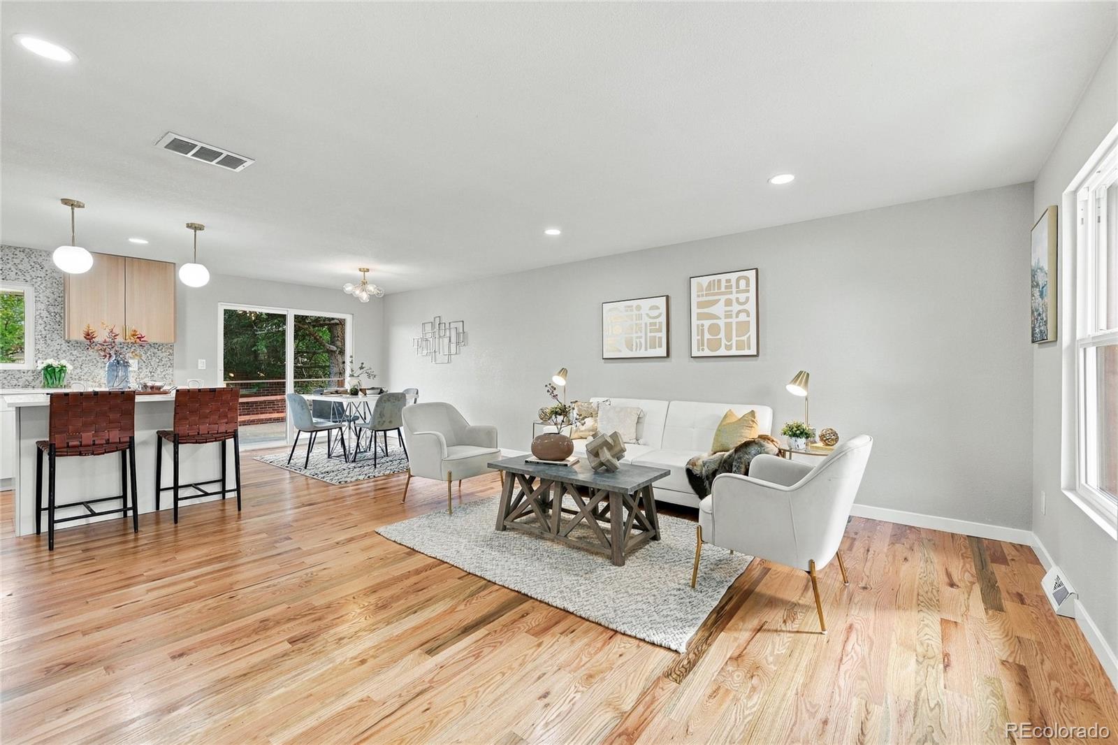 5041 W 71st Place