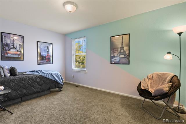 432 Hedgerow Way