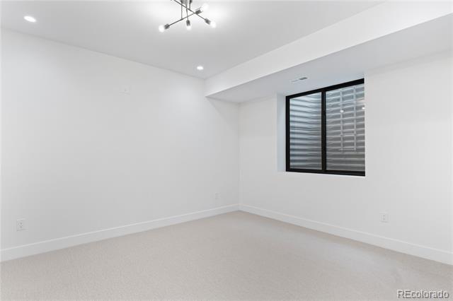 2362 S Cherokee Street