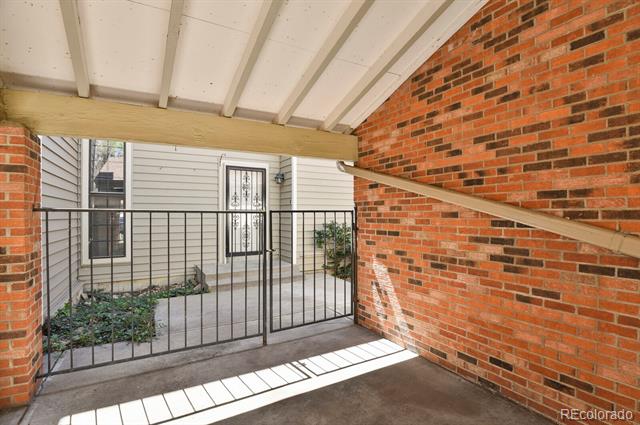 7925 W Layton Avenue Unit: 528