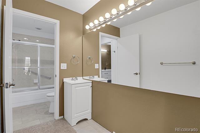 7925 W Layton Avenue Unit: 528