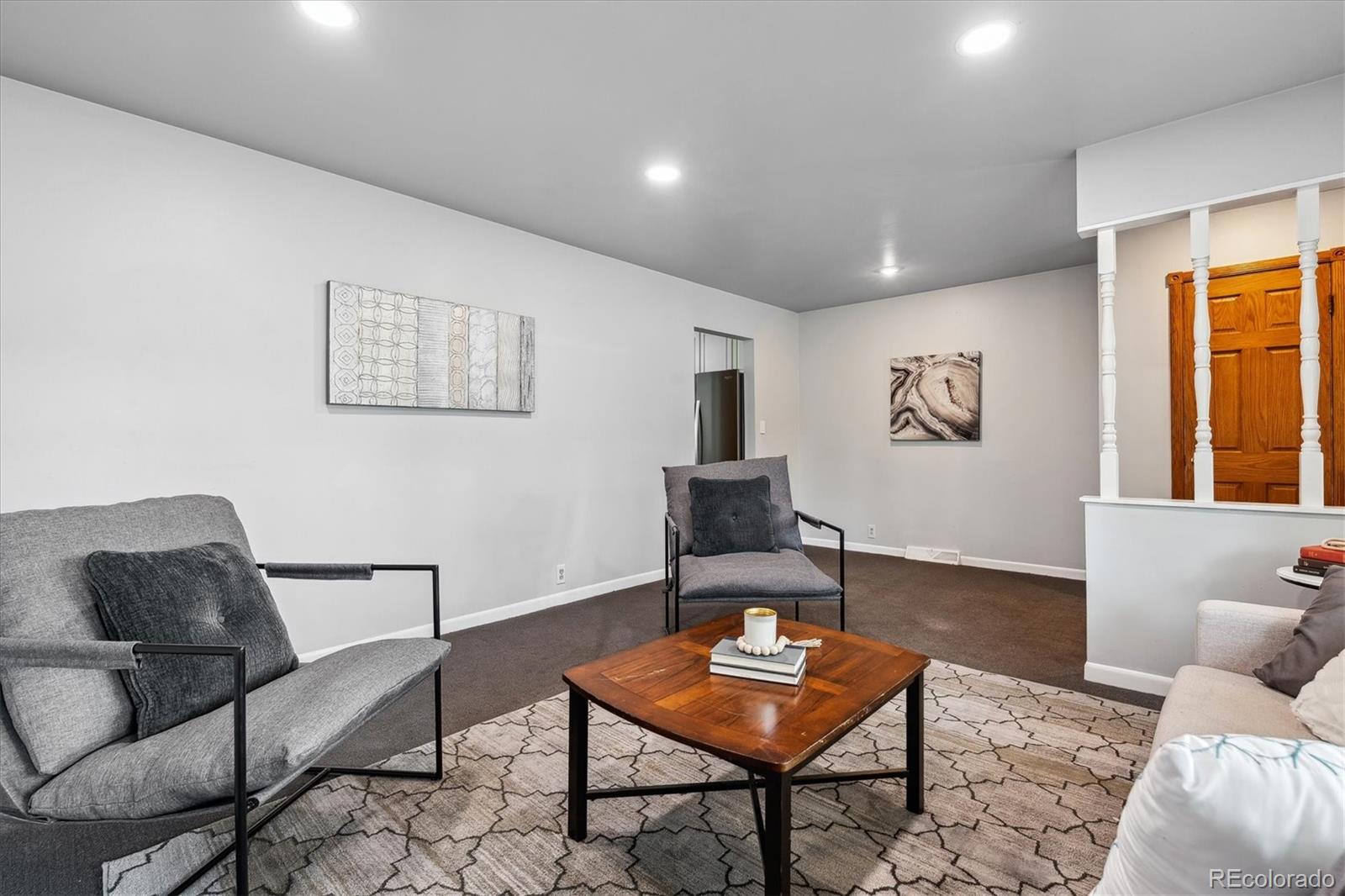 3240 W Layton Avenue