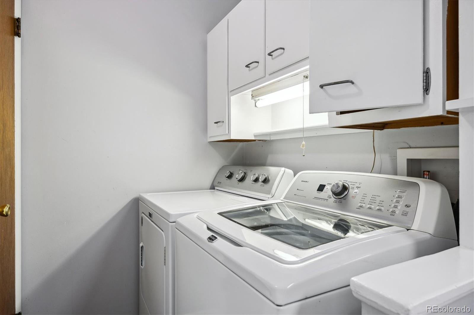 3240 W Layton Avenue