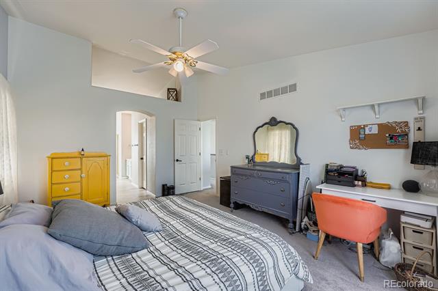 6395 Shannon Trail