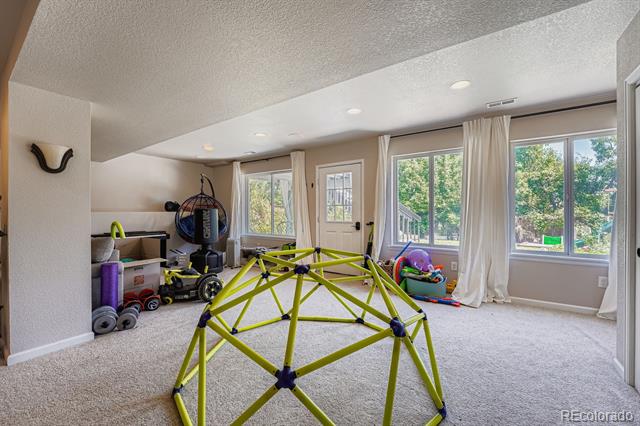 6395 Shannon Trail