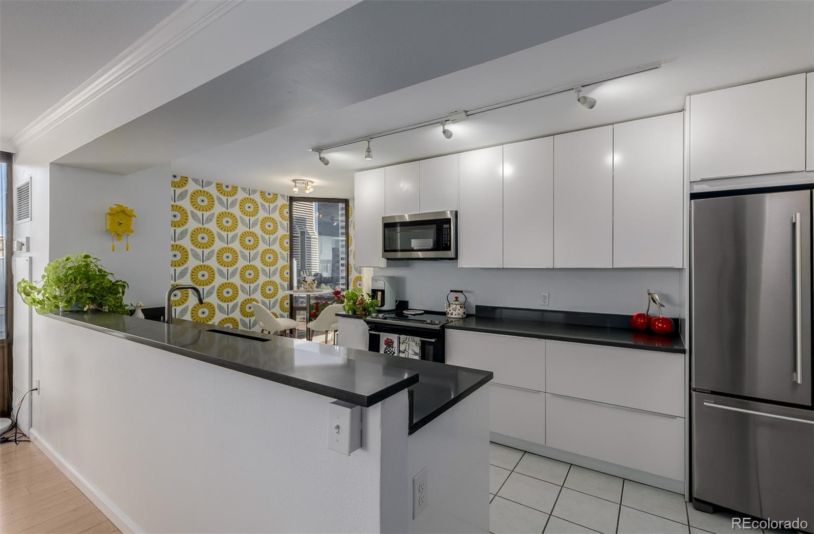 1625 Larimer Street Unit: 1207