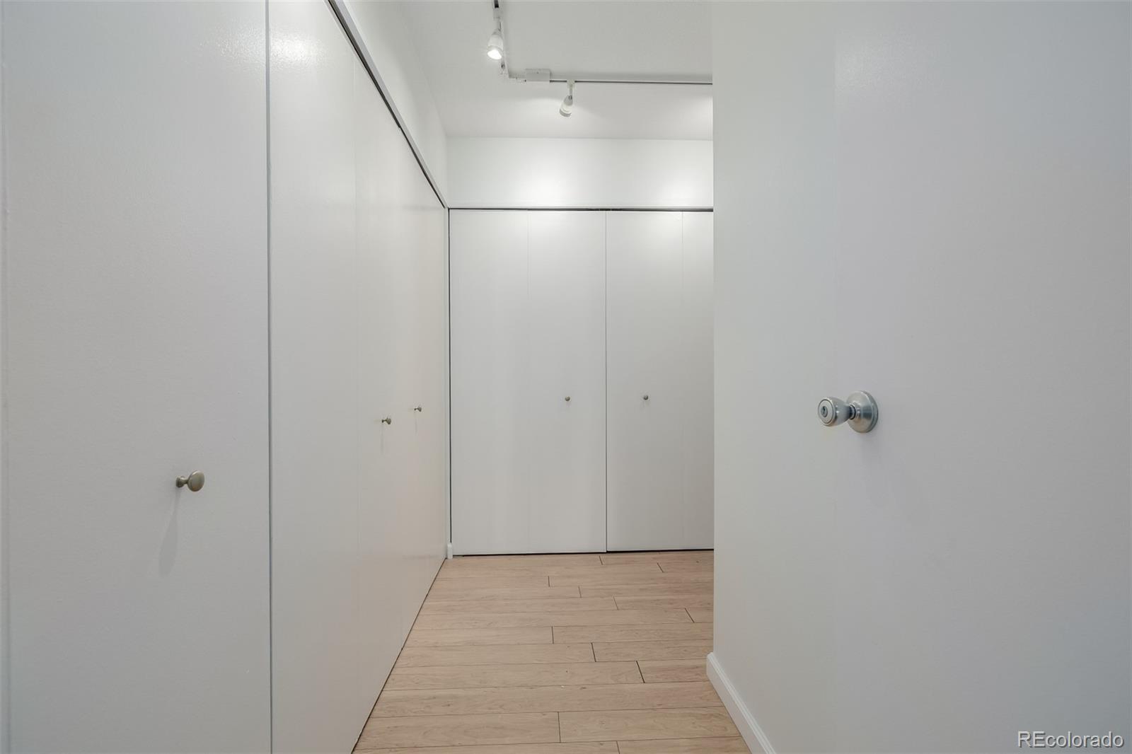1625 Larimer Street Unit: 1207