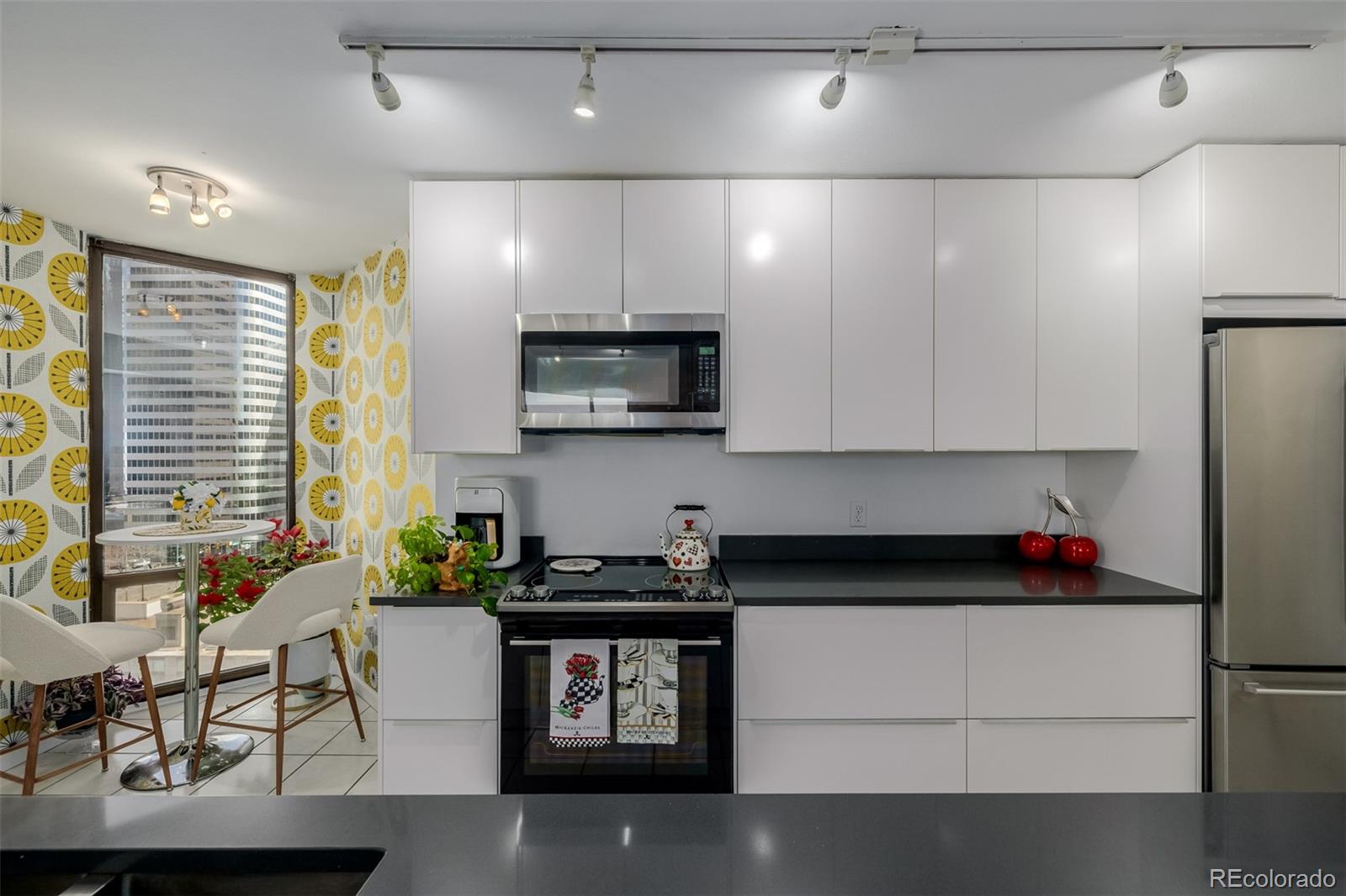1625 Larimer Street Unit: 1207