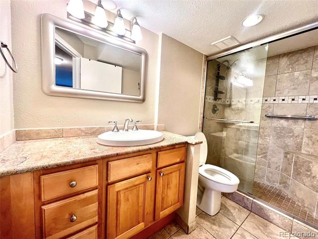 2 Adams Street Unit: 604