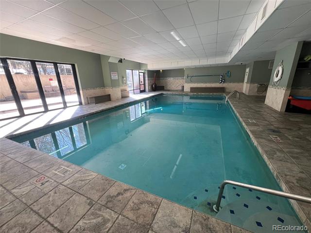 2 Adams Street Unit: 604