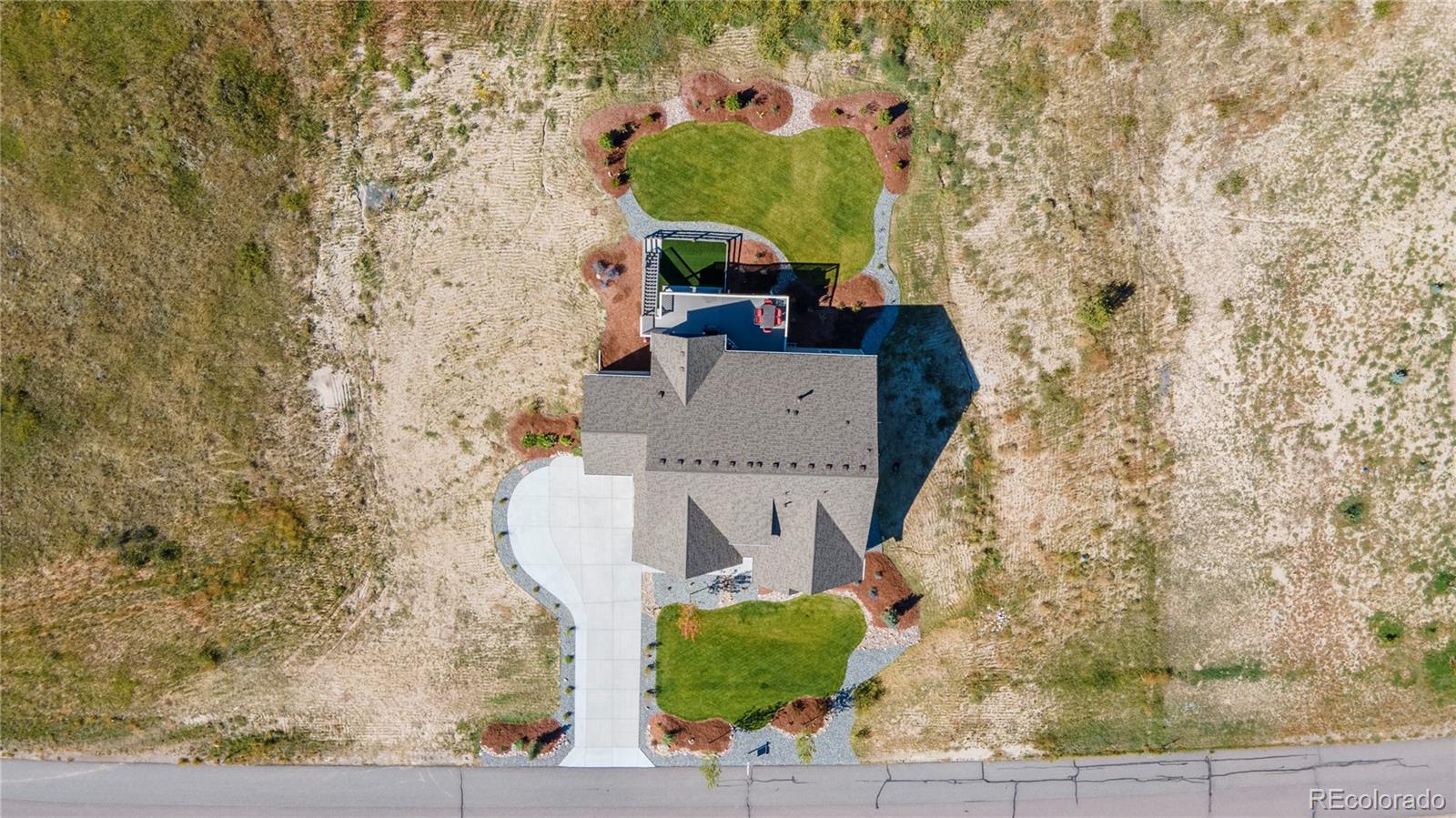 9311 Red Primrose Street