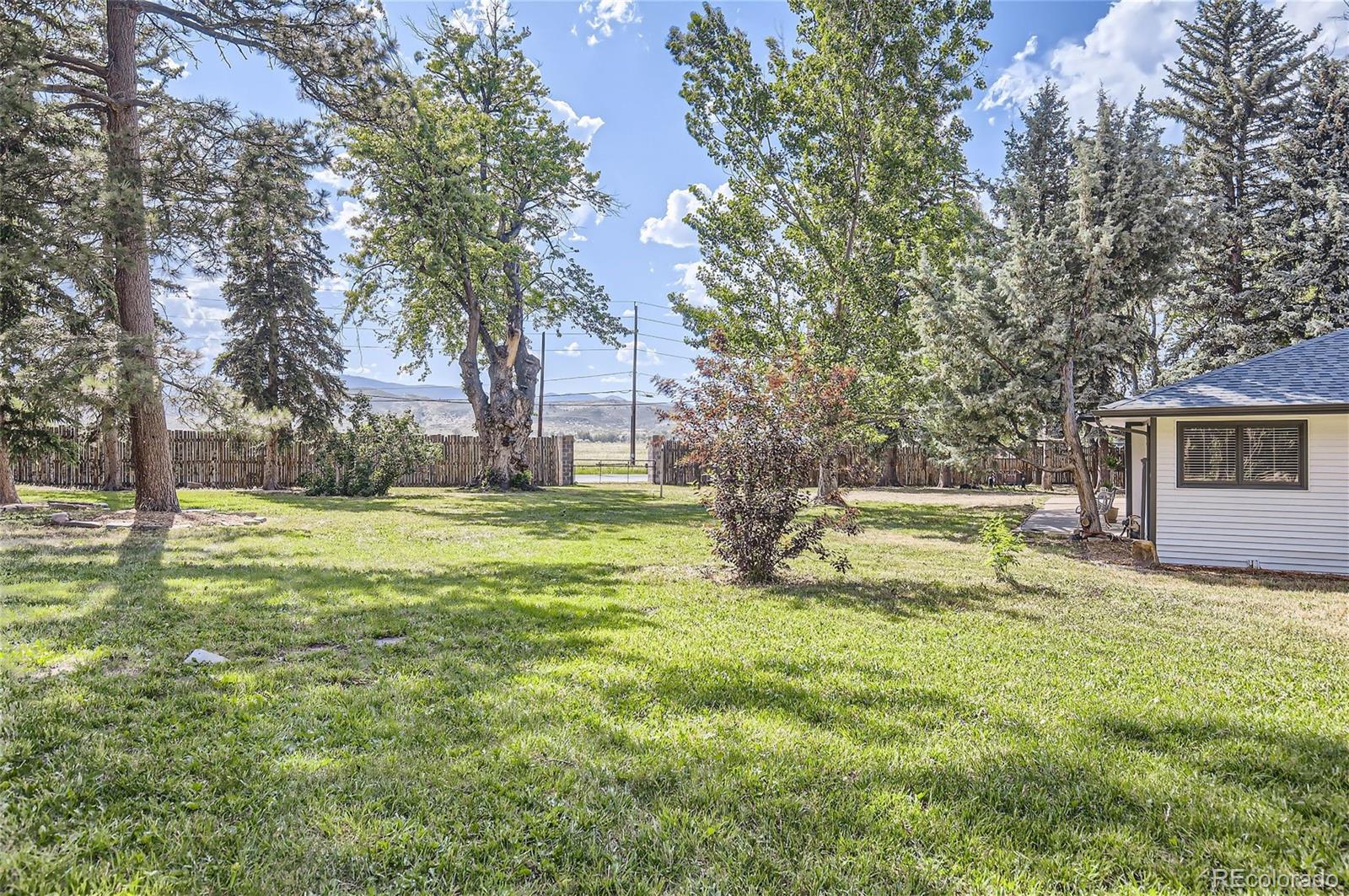1210 N Overland Trail