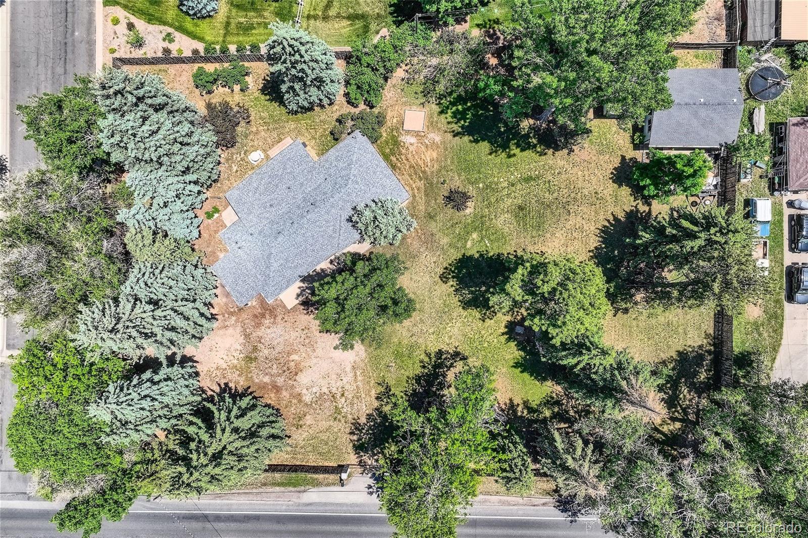 1210 N Overland Trail