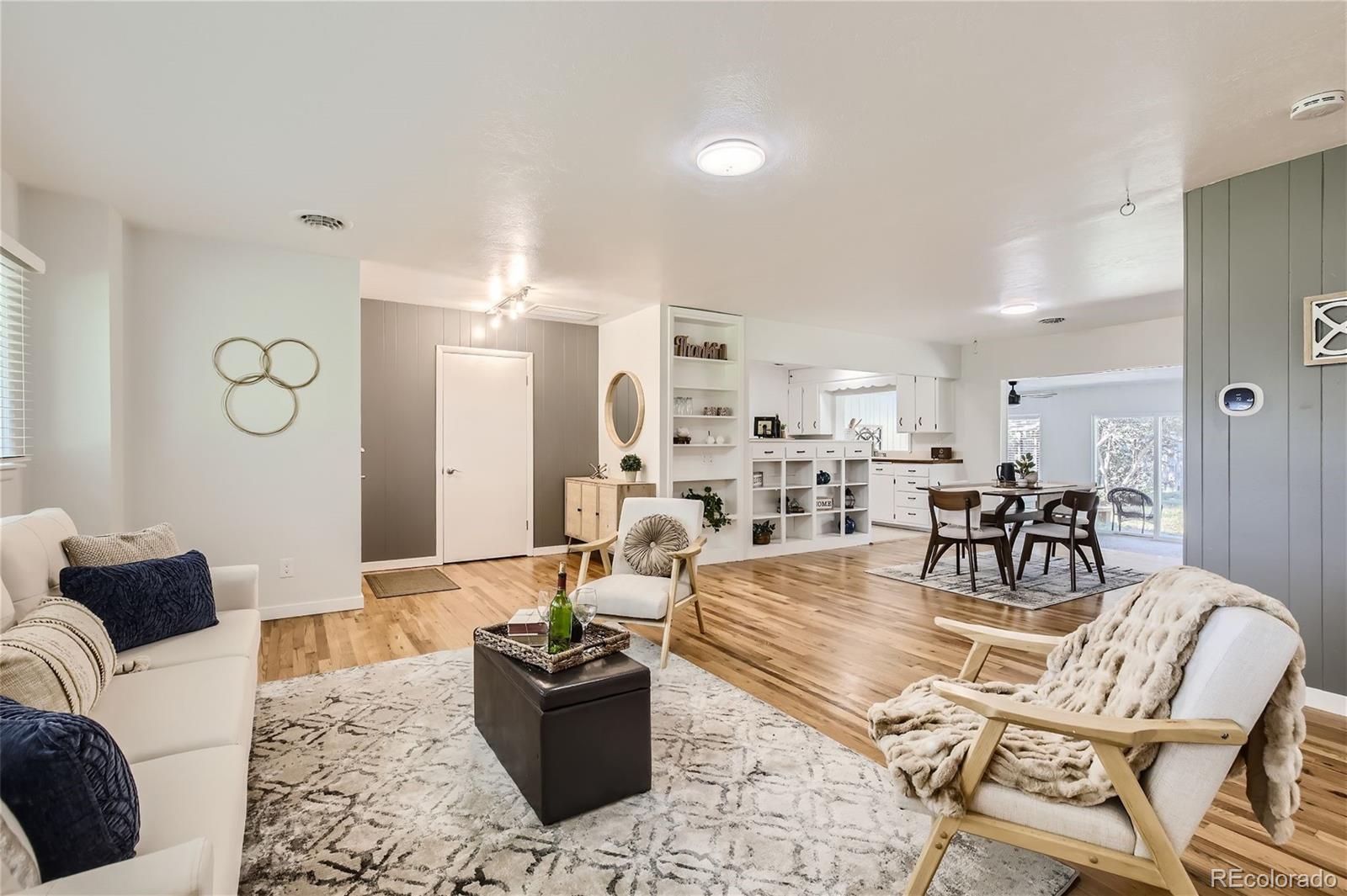 1210 N Overland Trail