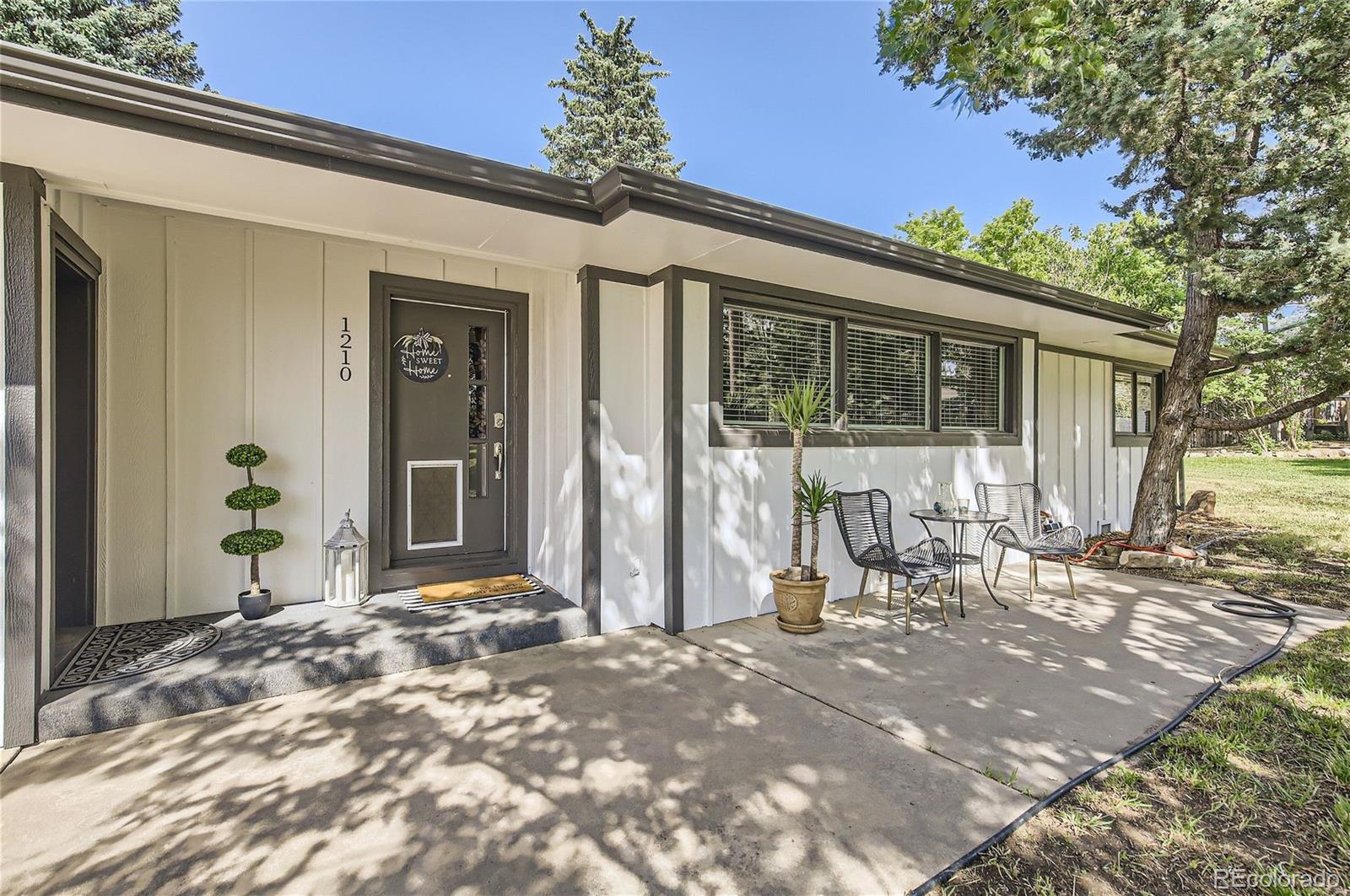 1210 N Overland Trail