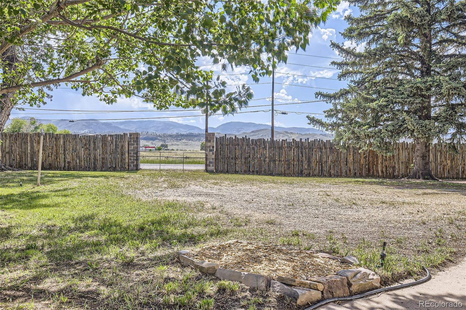 1210 N Overland Trail