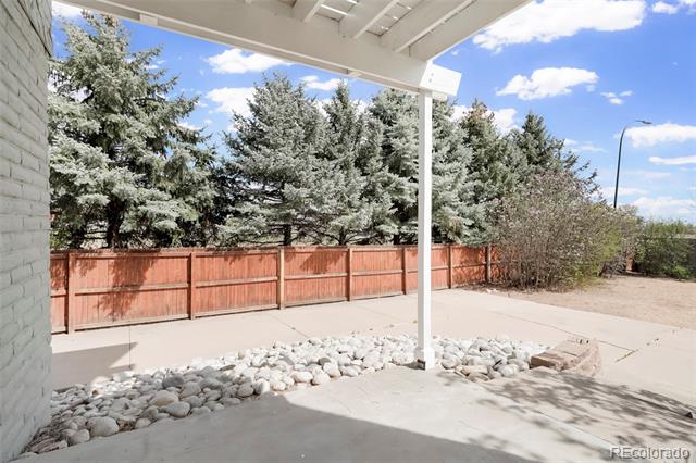 10023 W 77th Drive