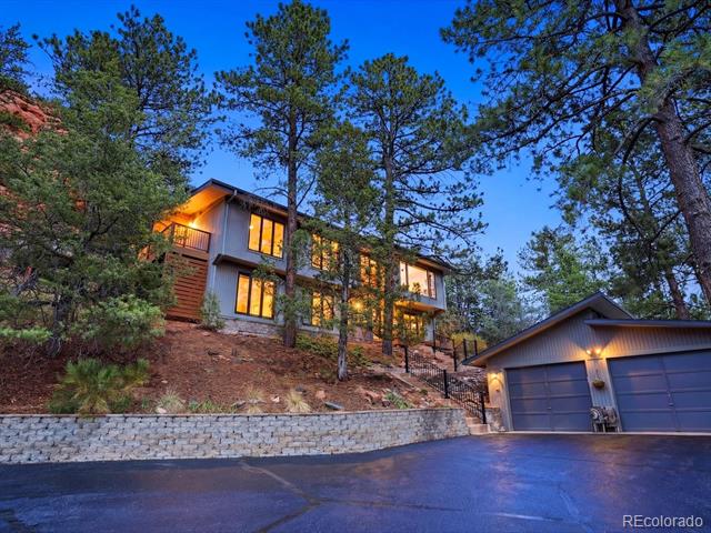 4915 Red Rock Drive