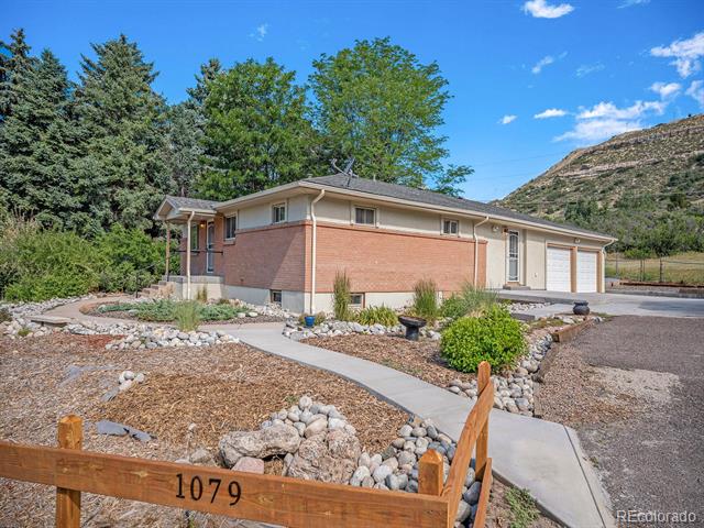 1079 Evalena Road