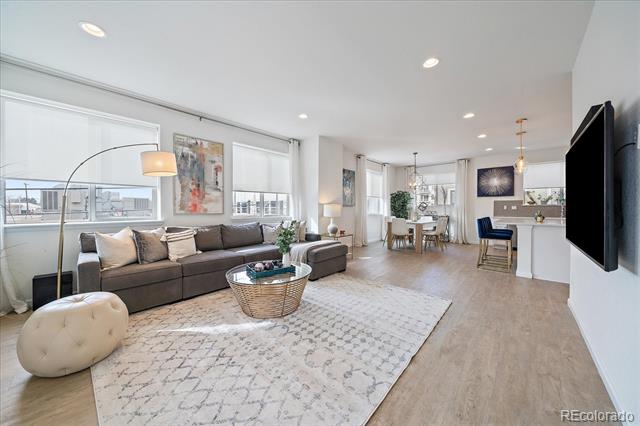 4140 E Warren Avenue Unit: 1