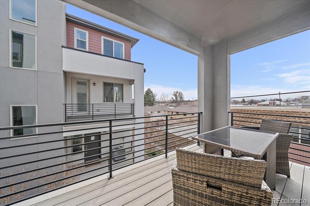 4140 E Warren Avenue Unit: 1