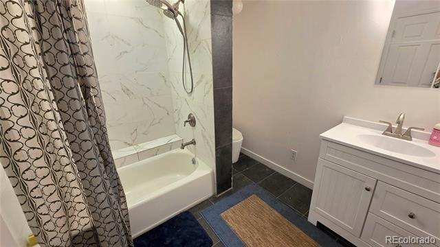 1525 S Holly Street Unit: 104
