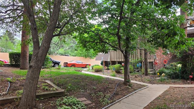 1525 S Holly Street Unit: 104