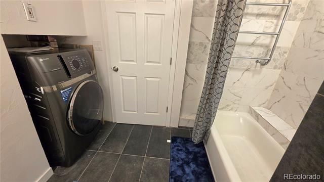 1525 S Holly Street Unit: 104