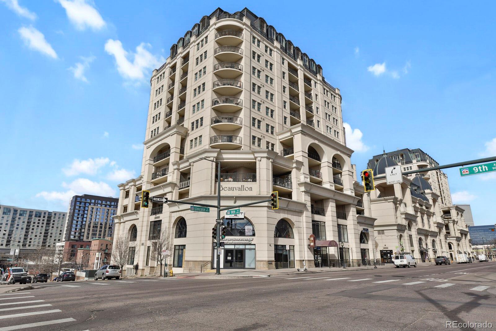 925 N Lincoln Street Unit: 8G