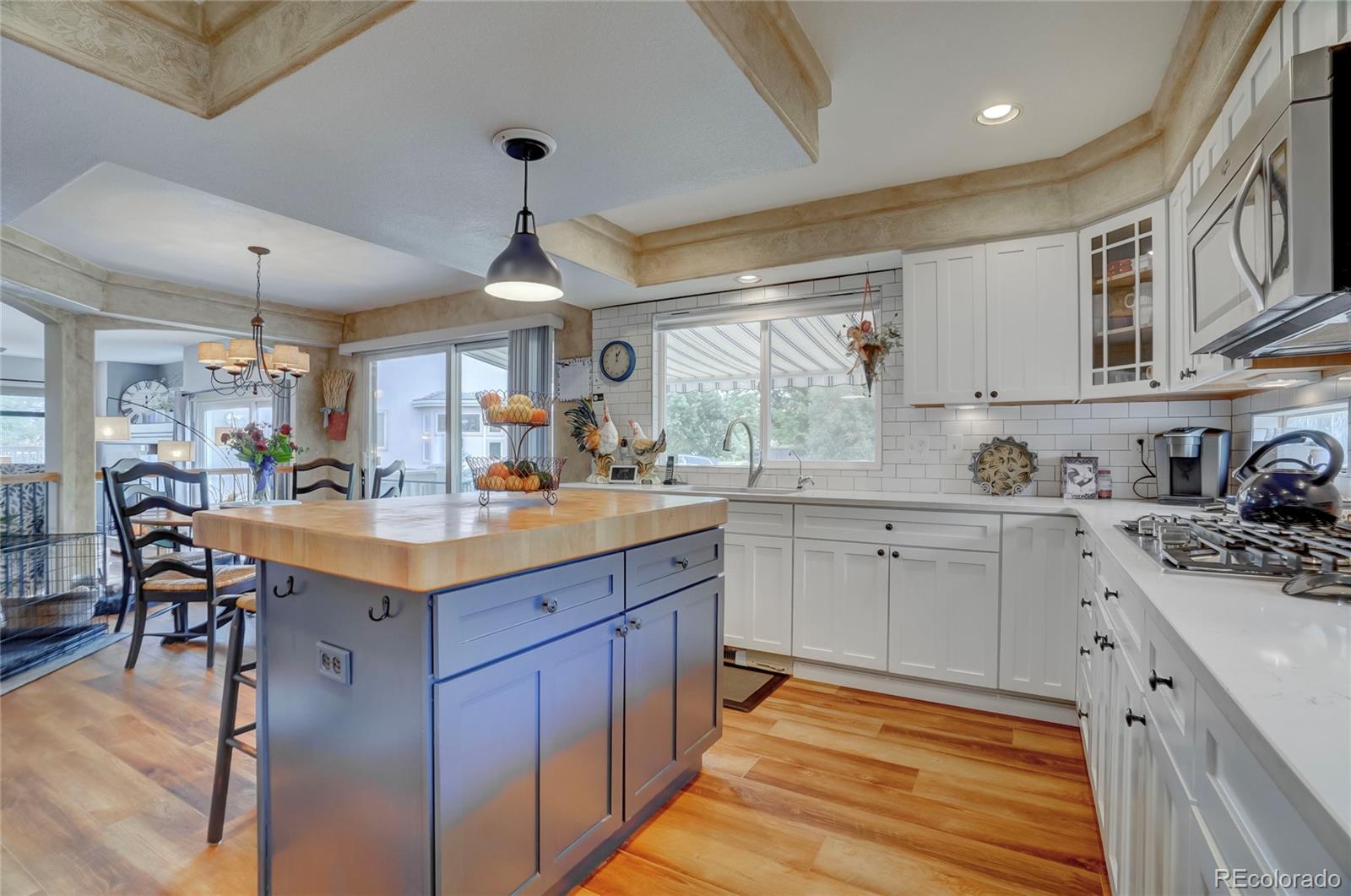 13850 Dogleg Lane