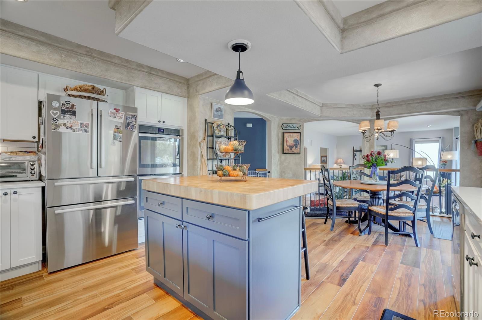 13850 Dogleg Lane