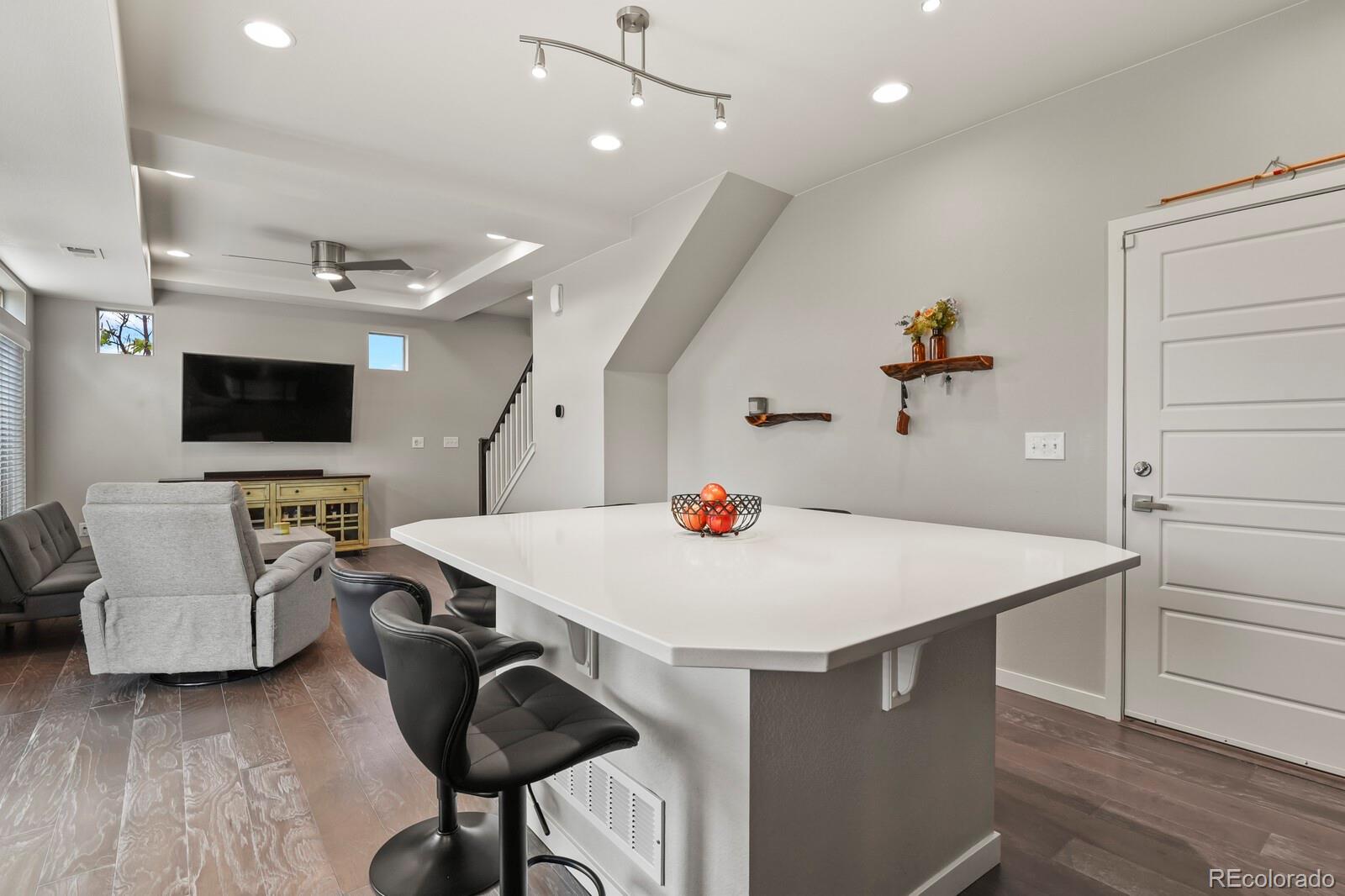 2932 Merry Rest Way